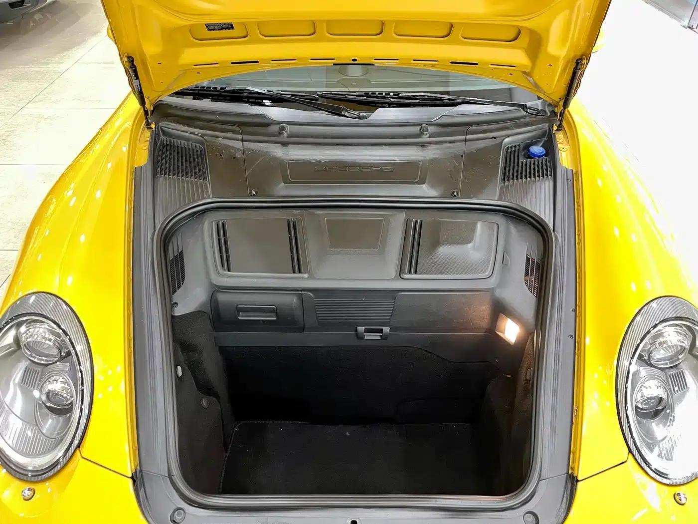 2010 Porsche 911 Carrera 4S 3.8L — миниатюра 21