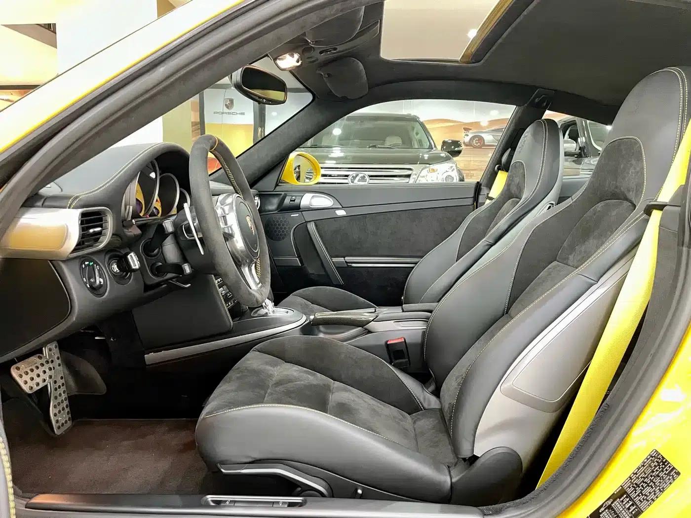 2010 Porsche 911 Carrera 4S 3.8L — миниатюра 8