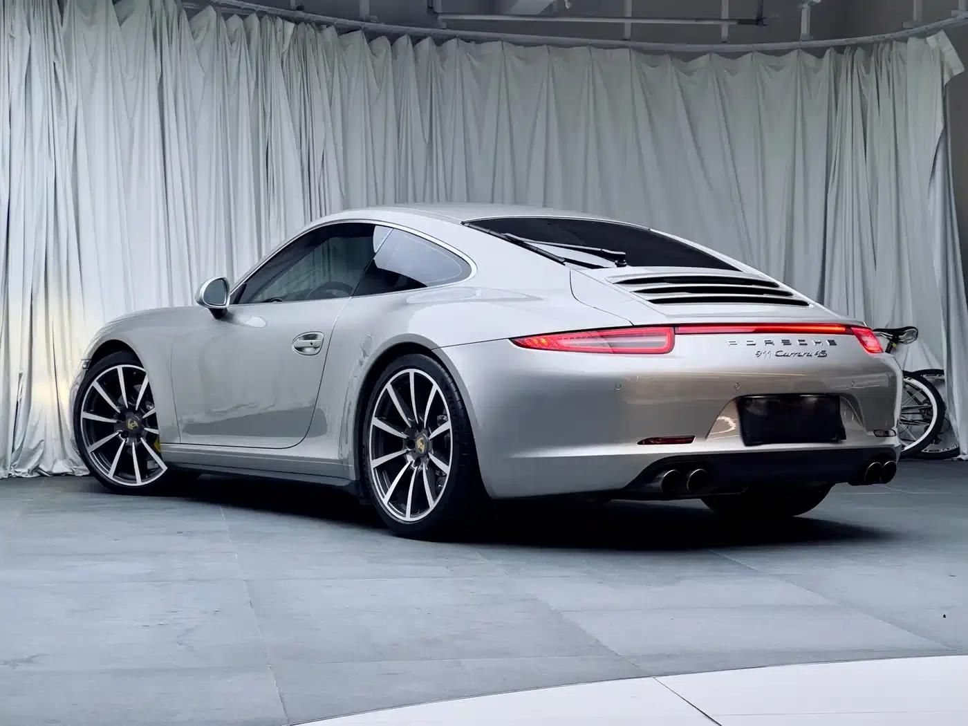 2013 Porsche 911 Carrera 4S 3.8L — миниатюра 4