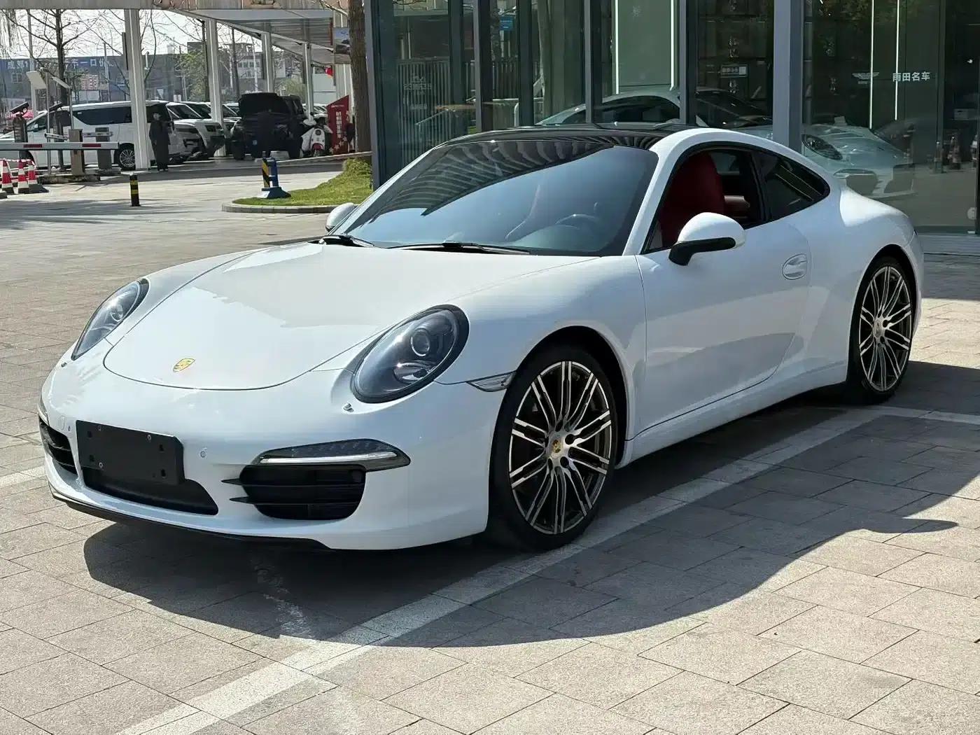 2015 Porsche 911 Carrera 3.4L Style Edition — миниатюра 2