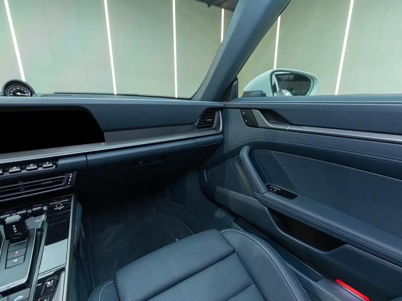 2023 Porsche 911 Targa 4 3.0T — миниатюра 11