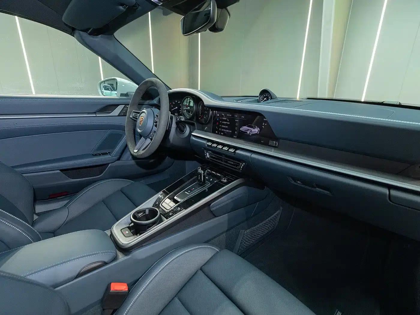 2023 Porsche 911 Targa 4 3.0T — миниатюра 12