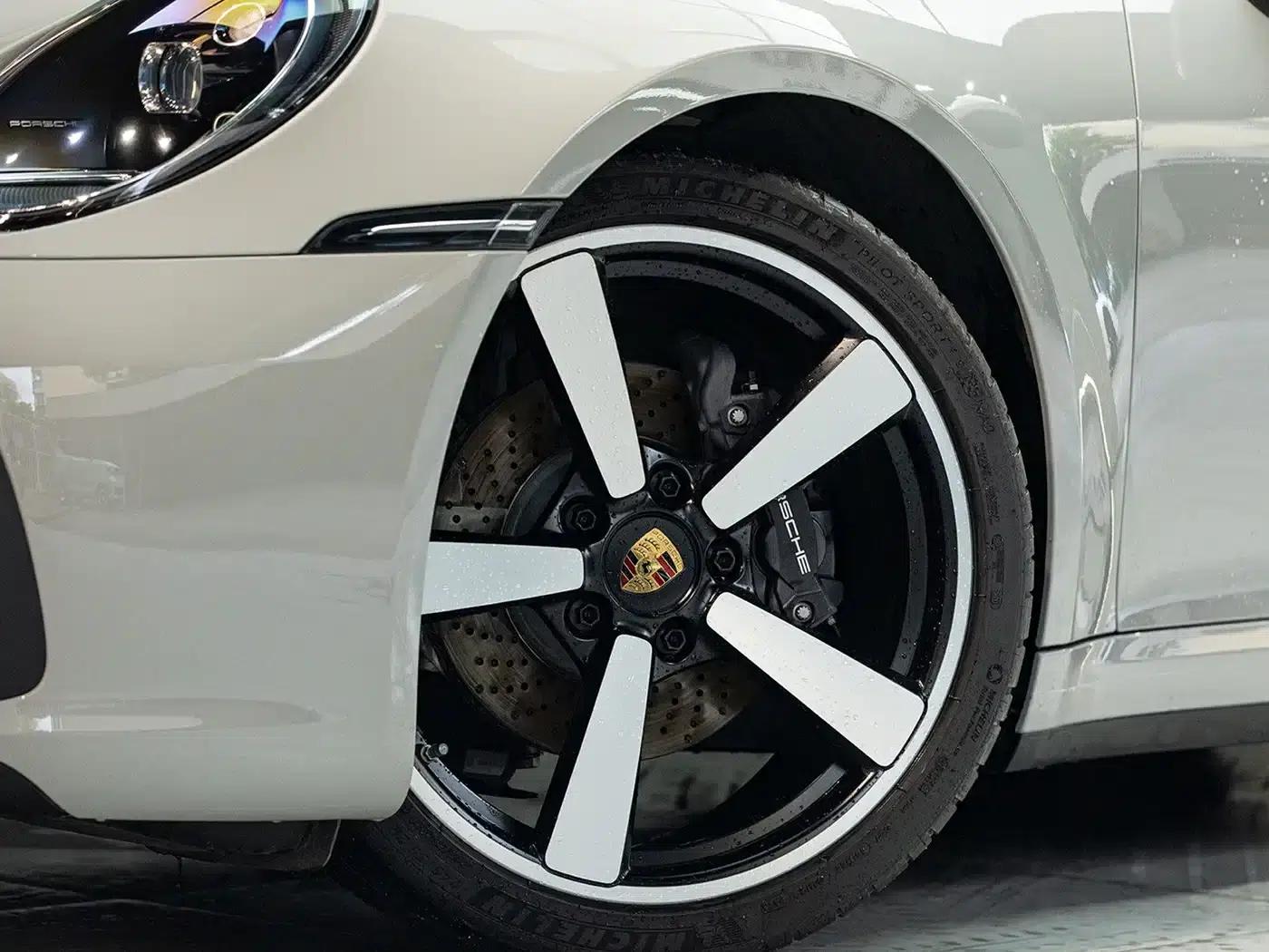 2023 Porsche 911 Targa 4 3.0T — миниатюра 5