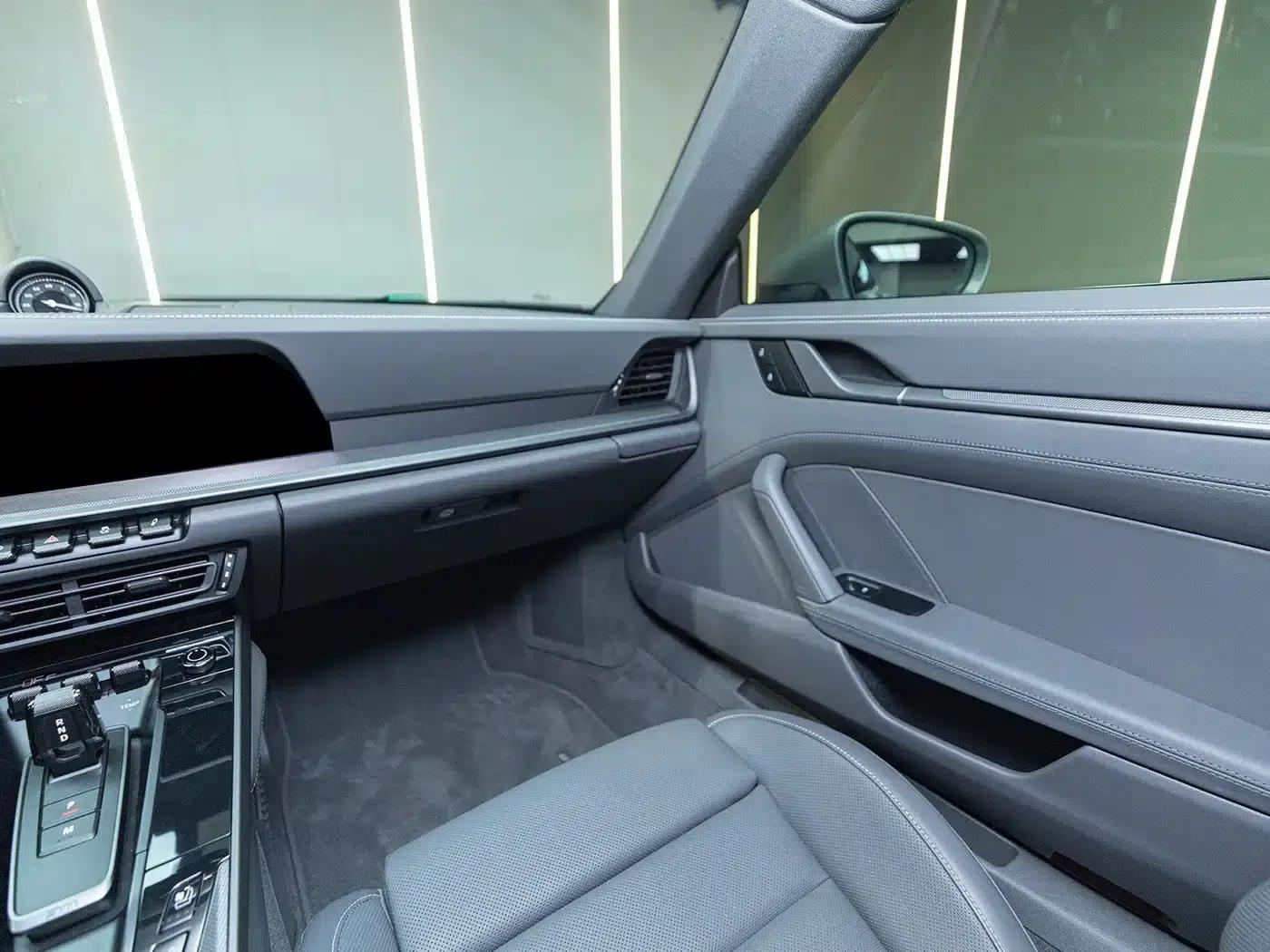 2023 Porsche 911 Carrera 3.0T — миниатюра 3