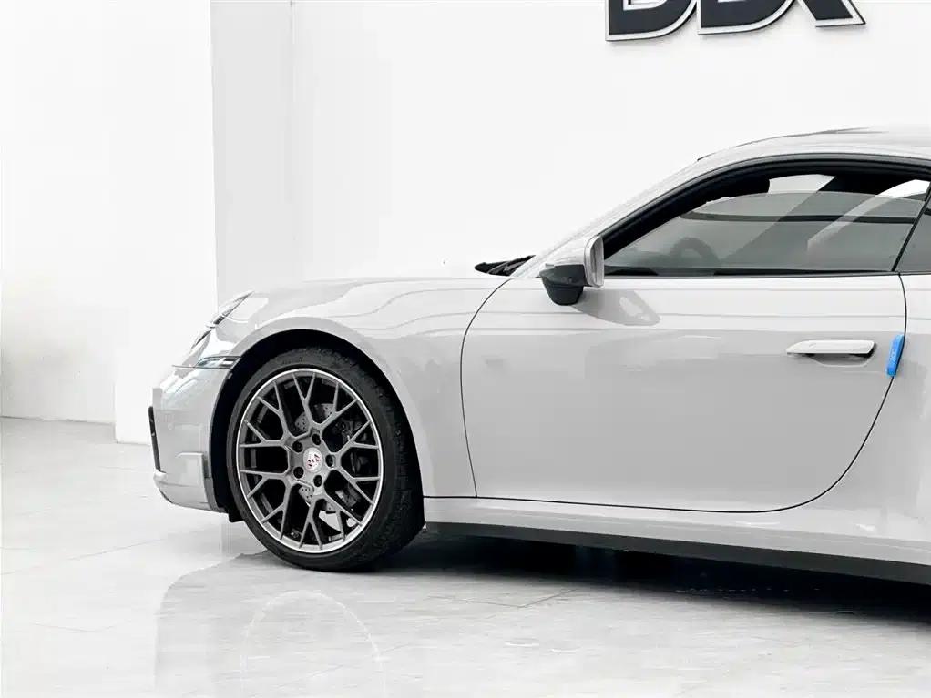 Porsche 911 2020 Carrera 3.0T — миниатюра 9