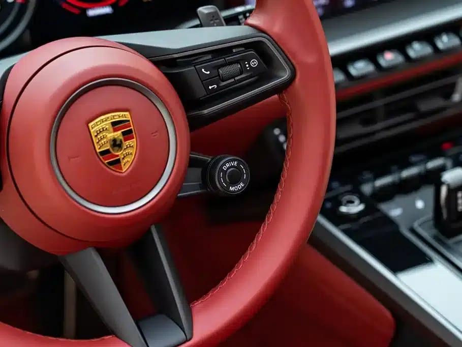 Porsche 911 2020 Carrera 3.0T — миниатюра 16