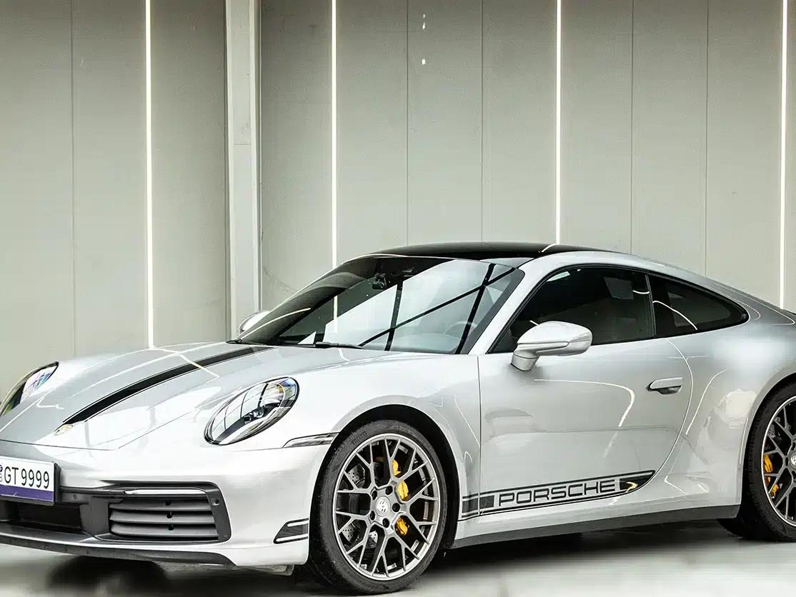 Porsche 911 2020 Carrera 4 3.0T — миниатюра 1