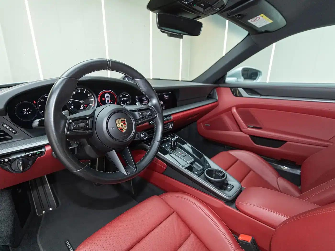Porsche 911 2020 Carrera 4 3.0T — миниатюра 14