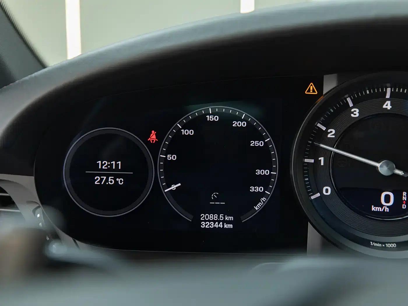 Porsche 911 2020 Carrera 4 3.0T — миниатюра 15