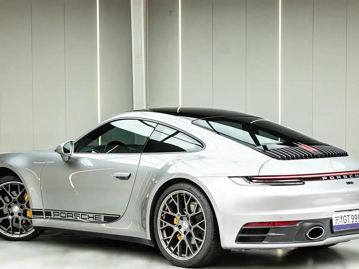 Porsche 911 2020 Carrera 4 3.0T — миниатюра 8
