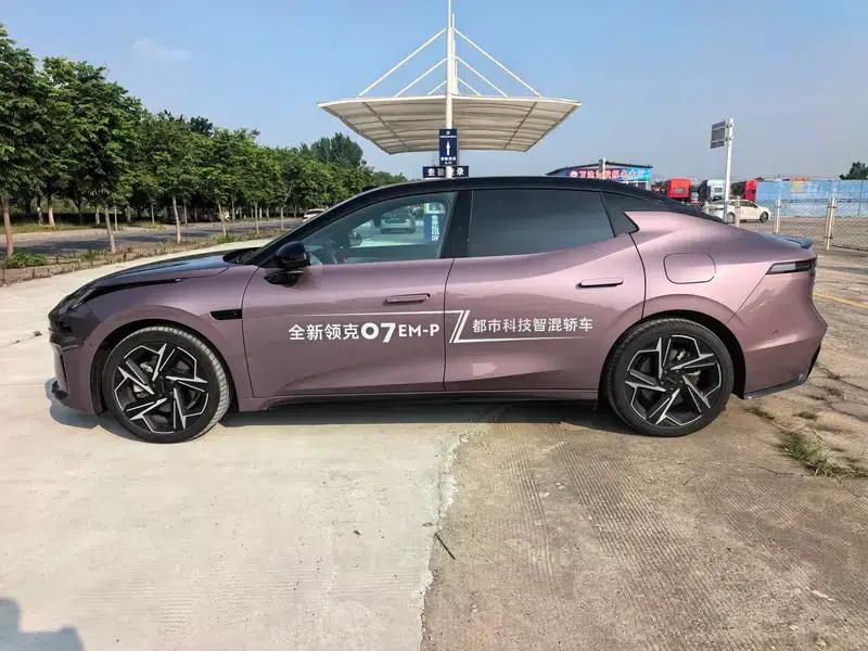 Lynk & Co 07 EM-P 2026 Model, 126km Long Range Ultra H7 — миниатюра 4