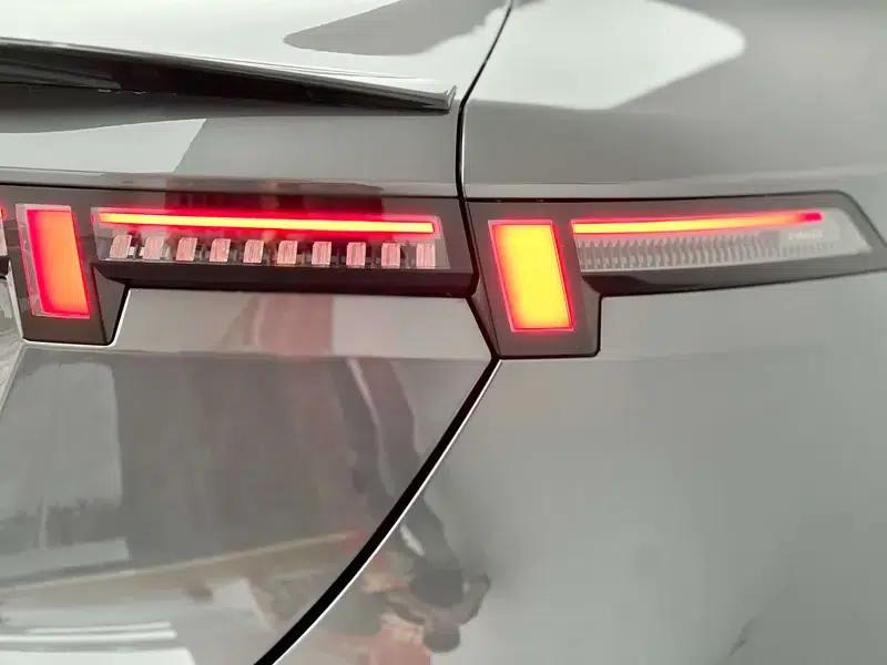 Lynk & Co 07 EM-P 2024 model, 126km long range, Halo — миниатюра 9