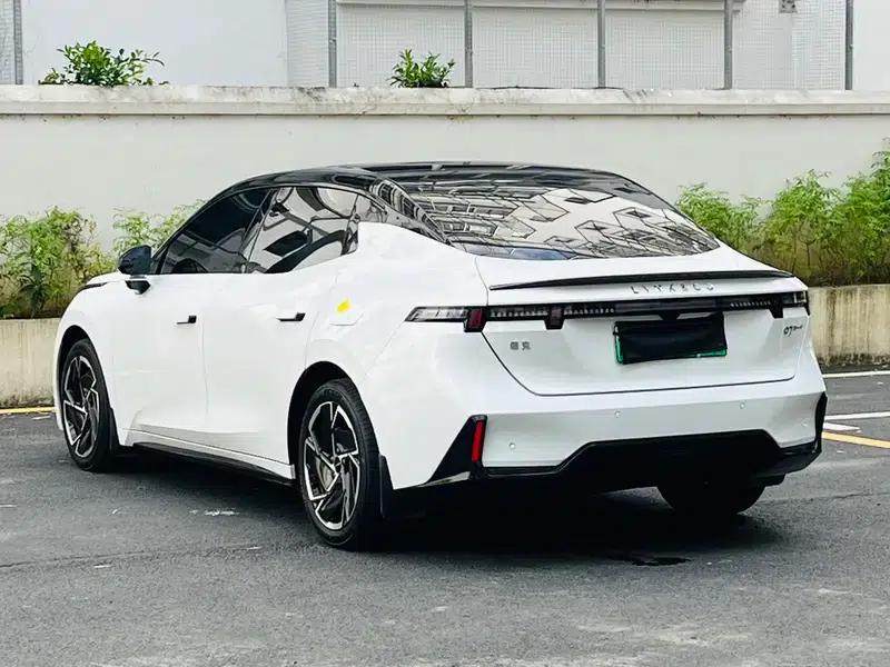 Lynk & Co 07 EM-P 2024 model, 126km long range, Halo — миниатюра 4
