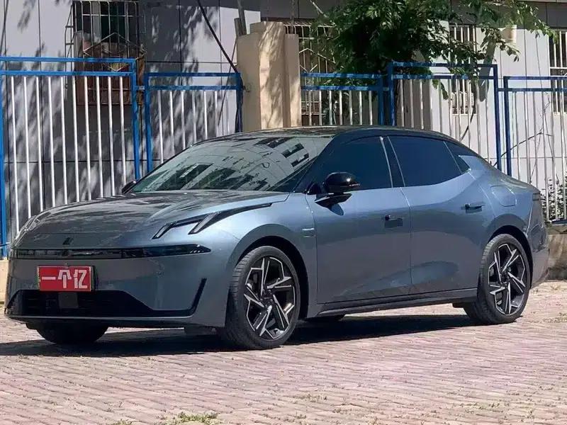 Lynk & Co 07 EM-P 2024 Model, 126km Long Range Intelligent Driving Ultra — миниатюра 1