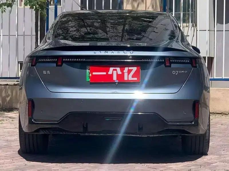 Lynk & Co 07 EM-P 2024 Model, 126km Long Range Intelligent Driving Ultra — миниатюра 5