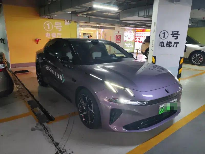 Lynk & Co 07 EM-P 2026 Model, 126km Long Range Ultra H7 — миниатюра 3