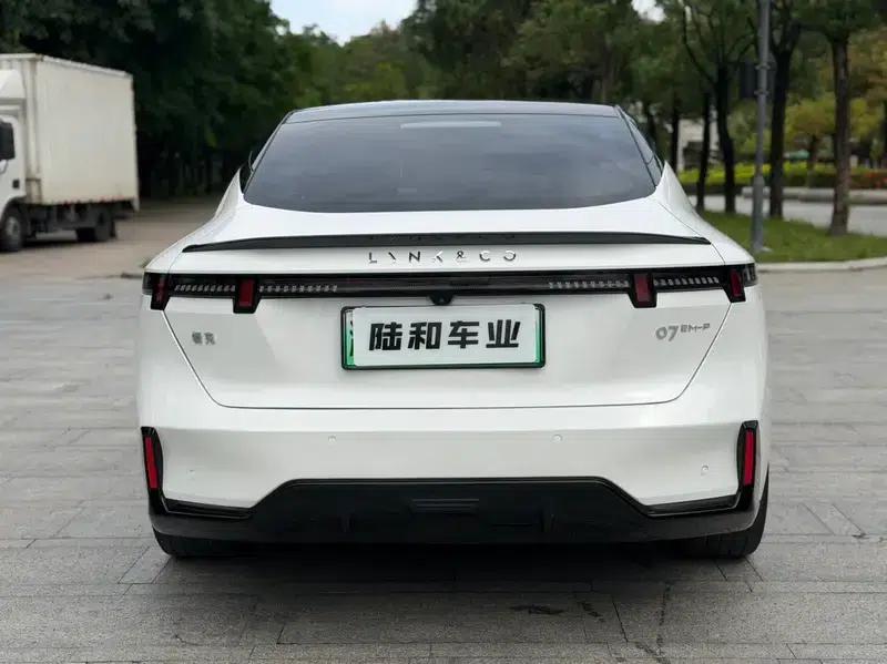 Lynk & Co 07 EM-P 2024 model, 126km long range, Halo — миниатюра 6