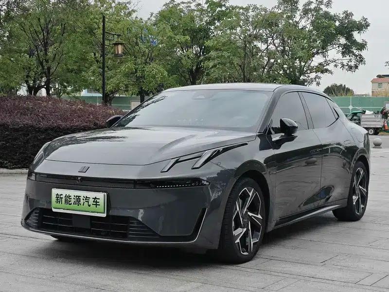 Lynk & Co 07 EM-P 2024 Model, 126km Long Range Ultra — миниатюра 1