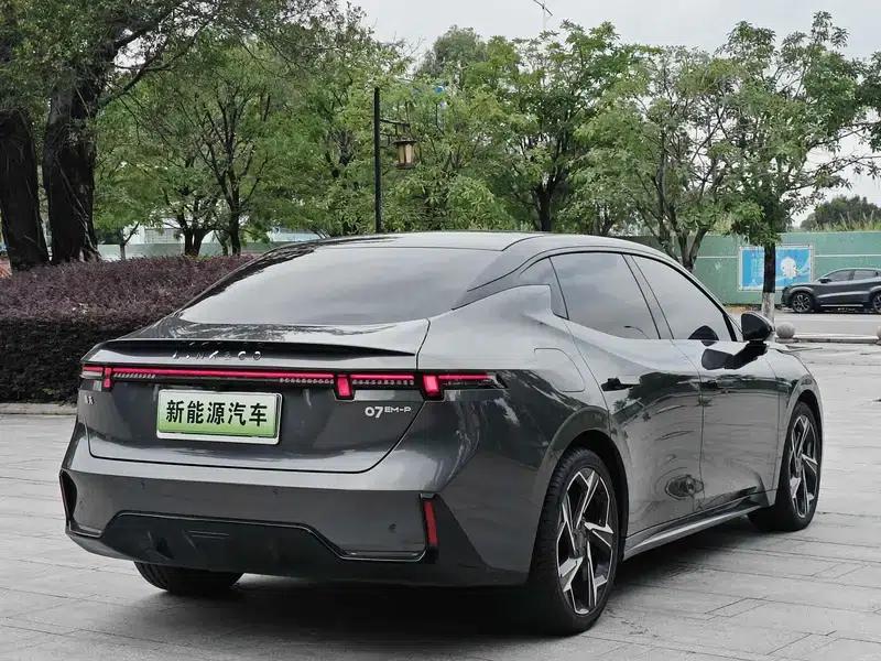 Lynk & Co 07 EM-P 2024 Model, 126km Long Range Ultra — миниатюра 7