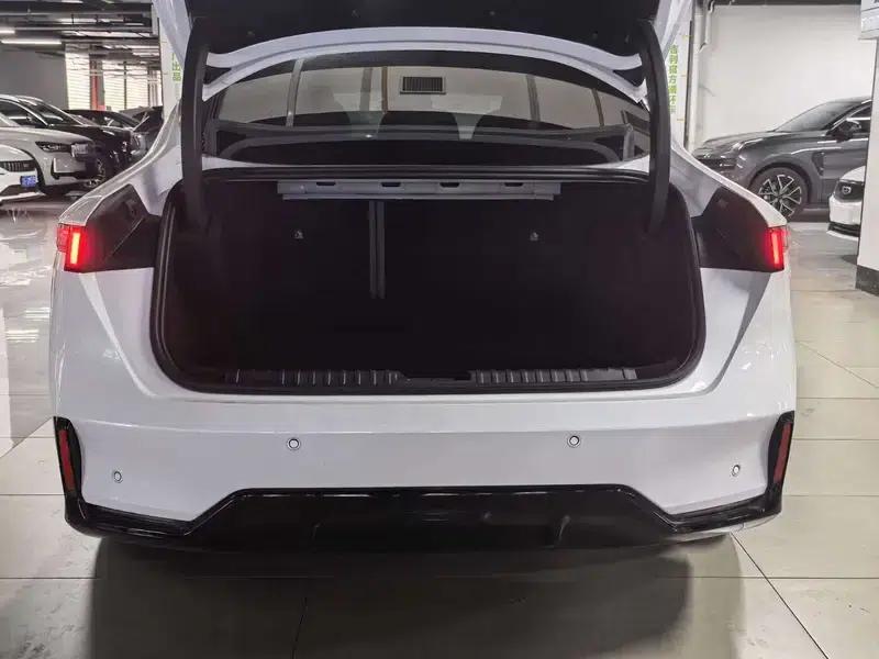 Lynk & Co 07 EM-P 2024 Model, 126km Long Range Ultra — миниатюра 12