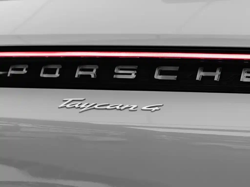 Taycan 2022 Taycan 4 Cross Turismo — миниатюра 13