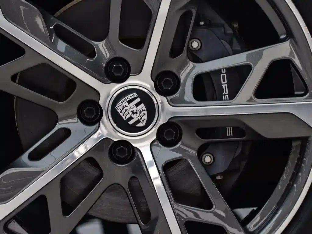 Taycan 2022 Taycan 4 Cross Turismo — миниатюра 14