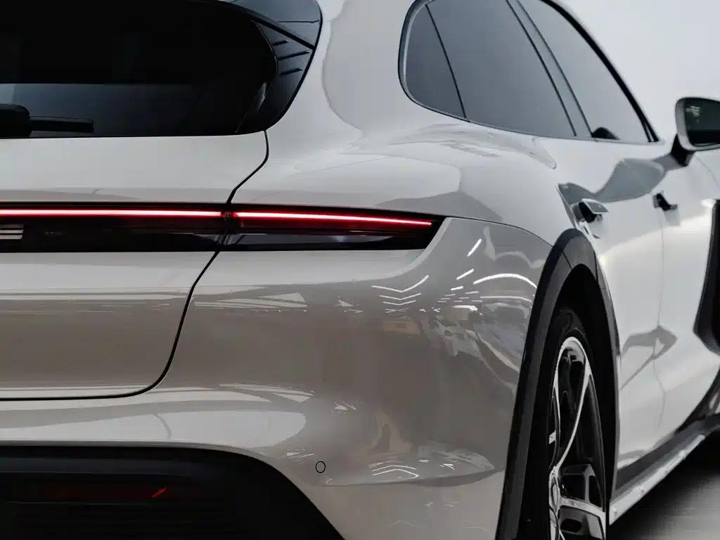 Taycan 2022 Taycan 4 Cross Turismo — миниатюра 15