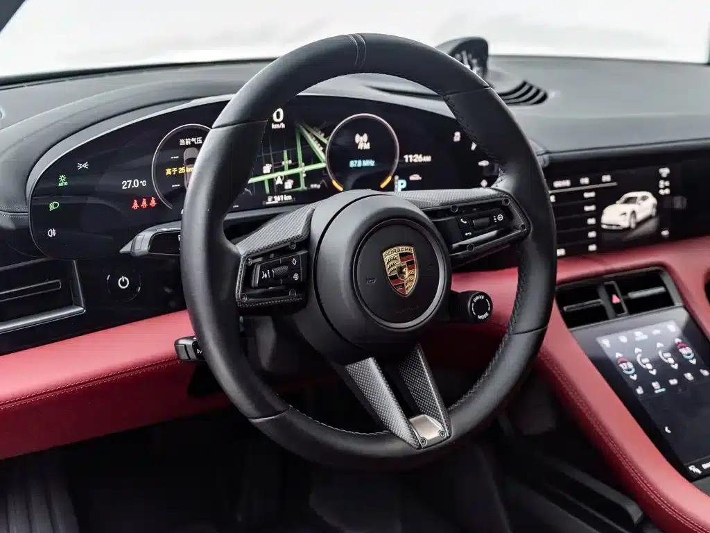 Taycan 2022 Taycan 4 Cross Turismo — миниатюра 17