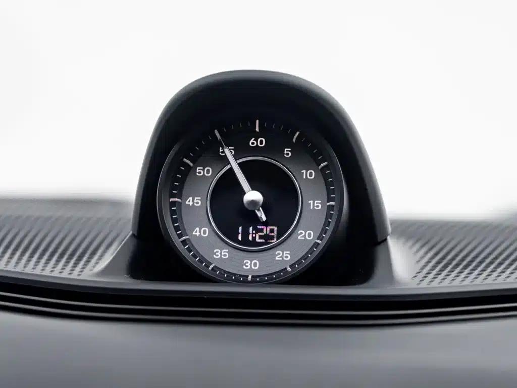 Taycan 2022 Taycan 4 Cross Turismo — миниатюра 22