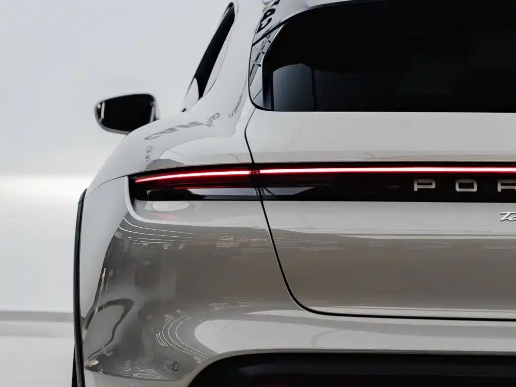 Taycan 2022 Taycan 4 Cross Turismo — миниатюра 10