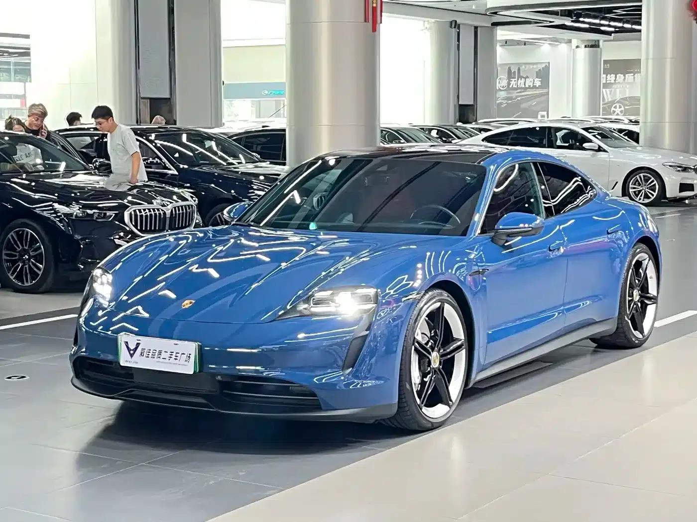 2020 Taycan — миниатюра 1