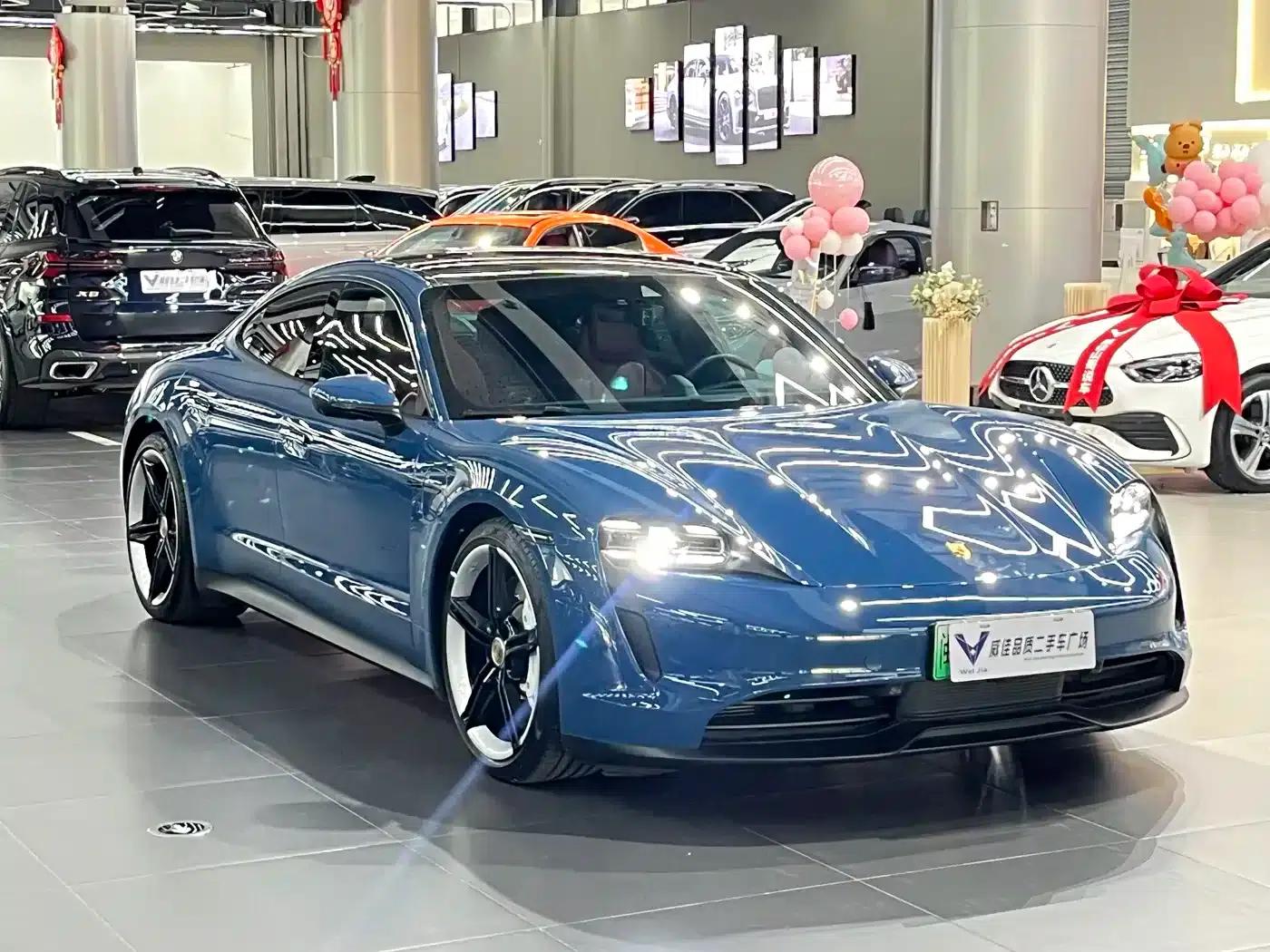 2020 Taycan — миниатюра 3
