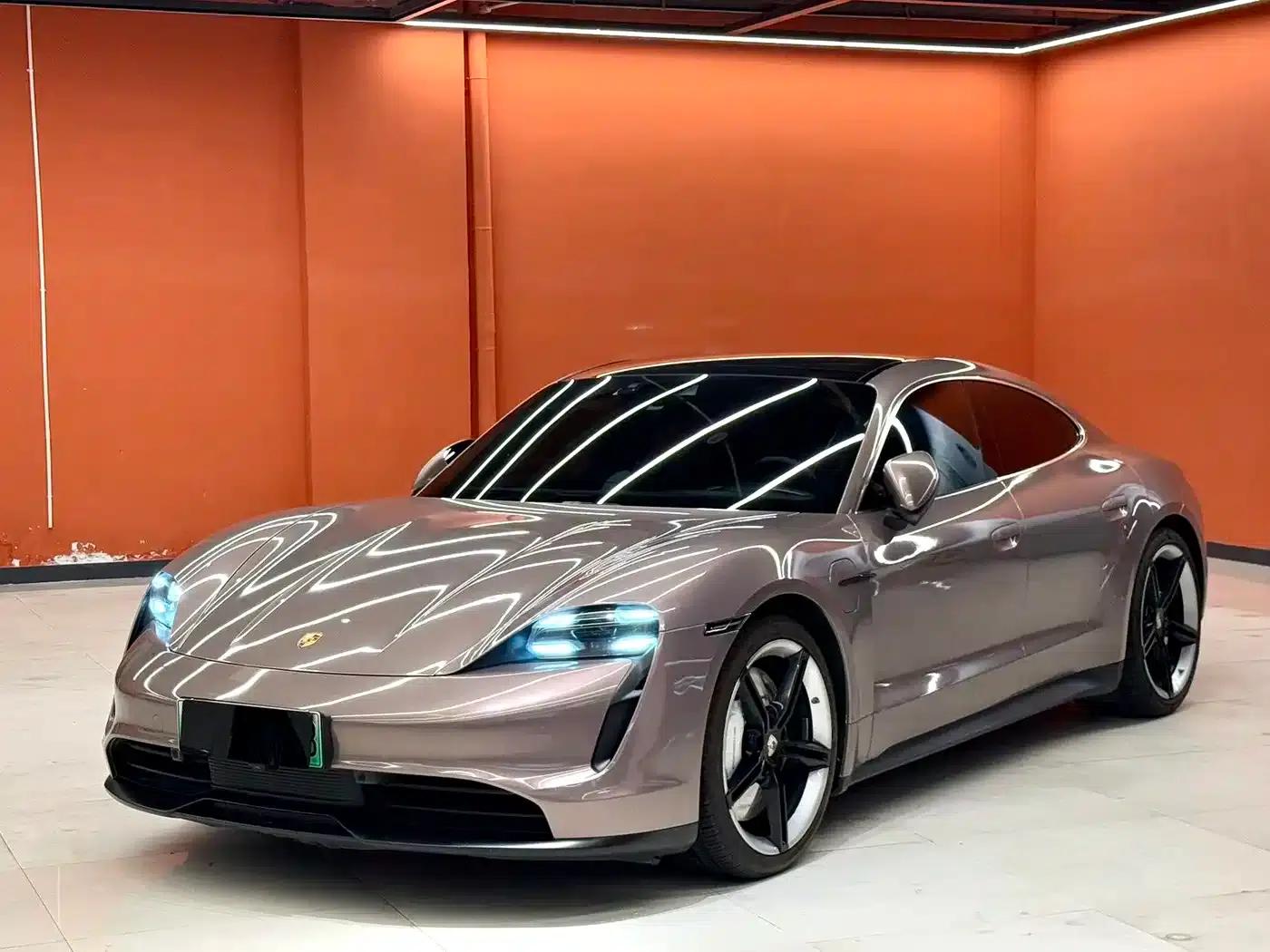 2019 Taycan 4S — миниатюра 1