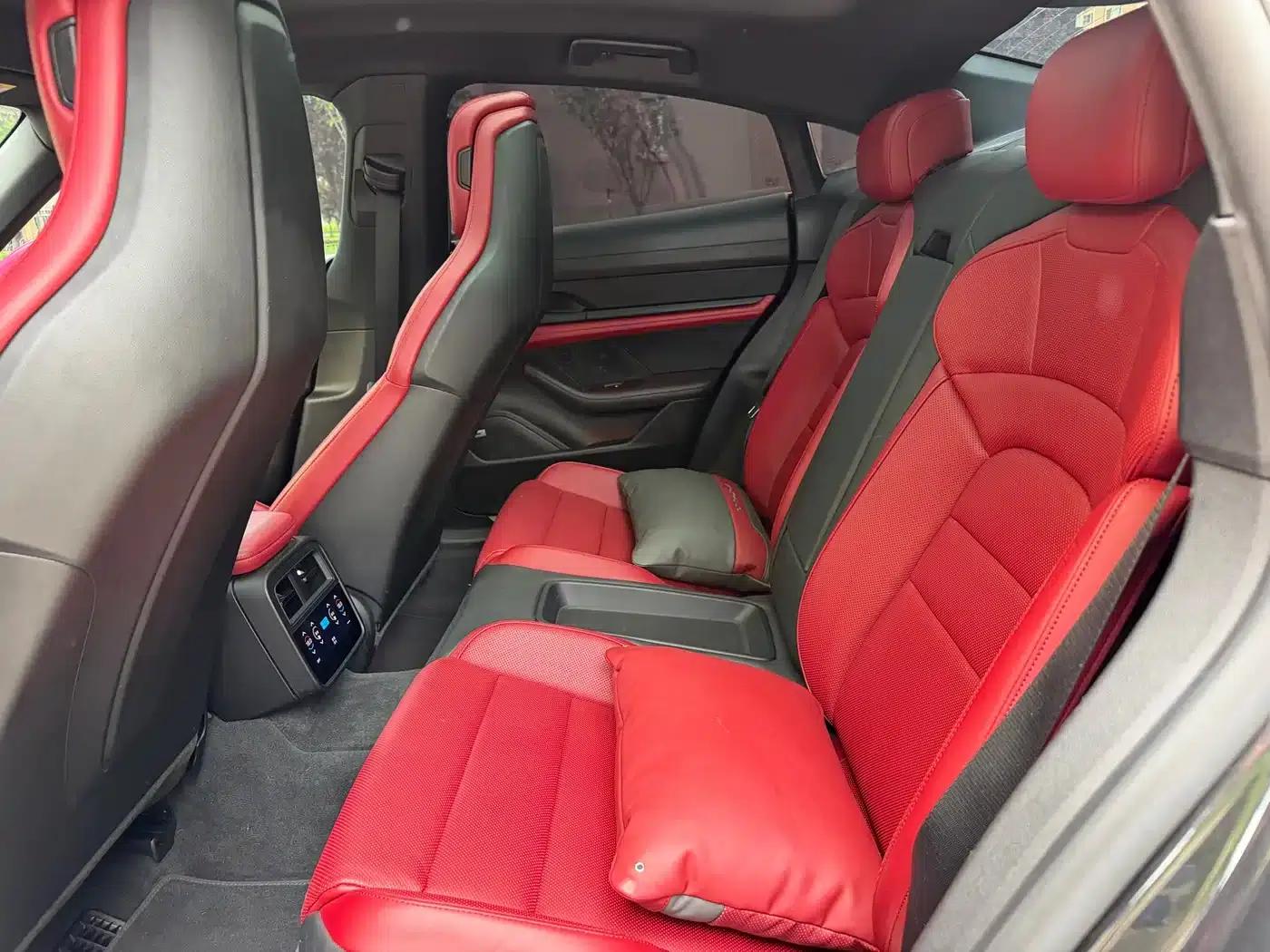2019 Taycan 4S — миниатюра 7