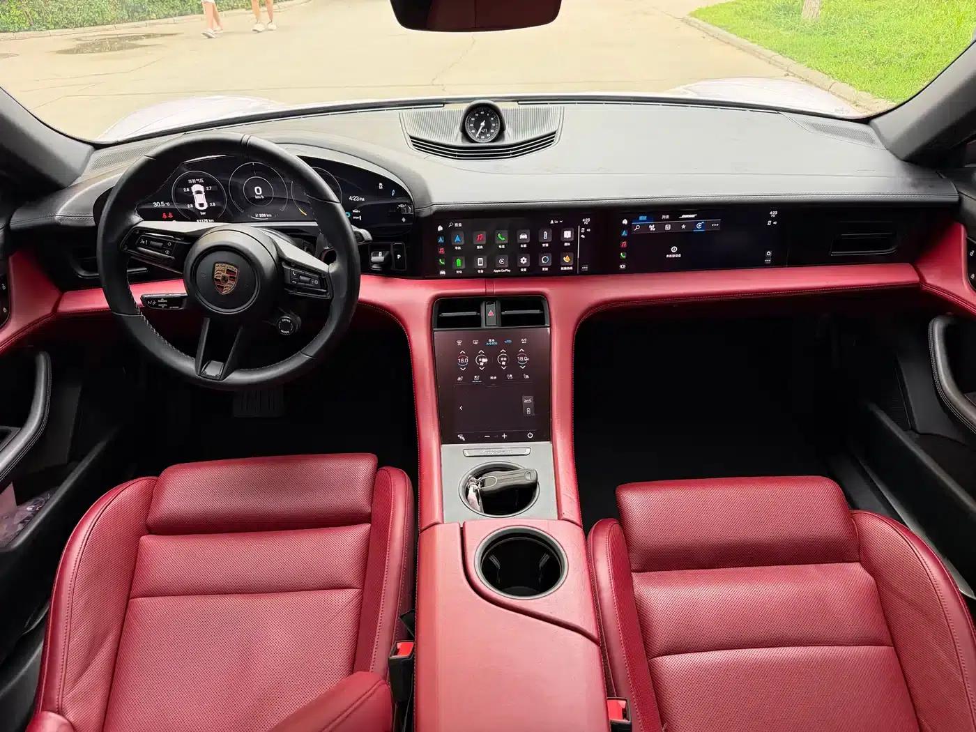 2019 Taycan 4S — миниатюра 8