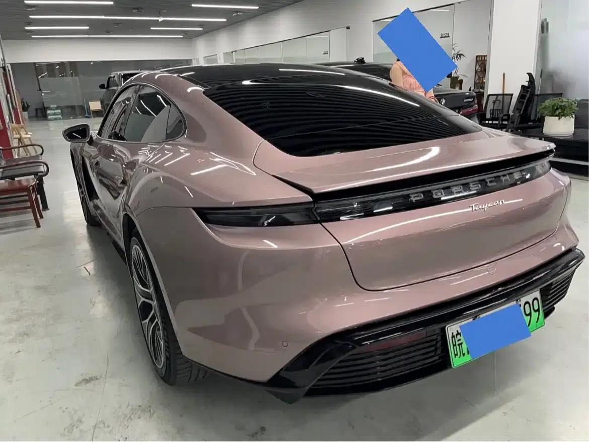 2020 Taycan — миниатюра 10