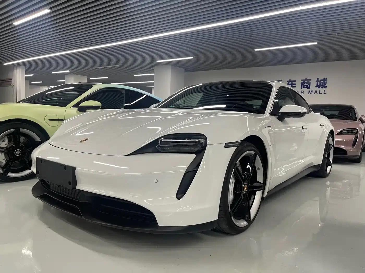 2022 Taycan 4S — миниатюра 1