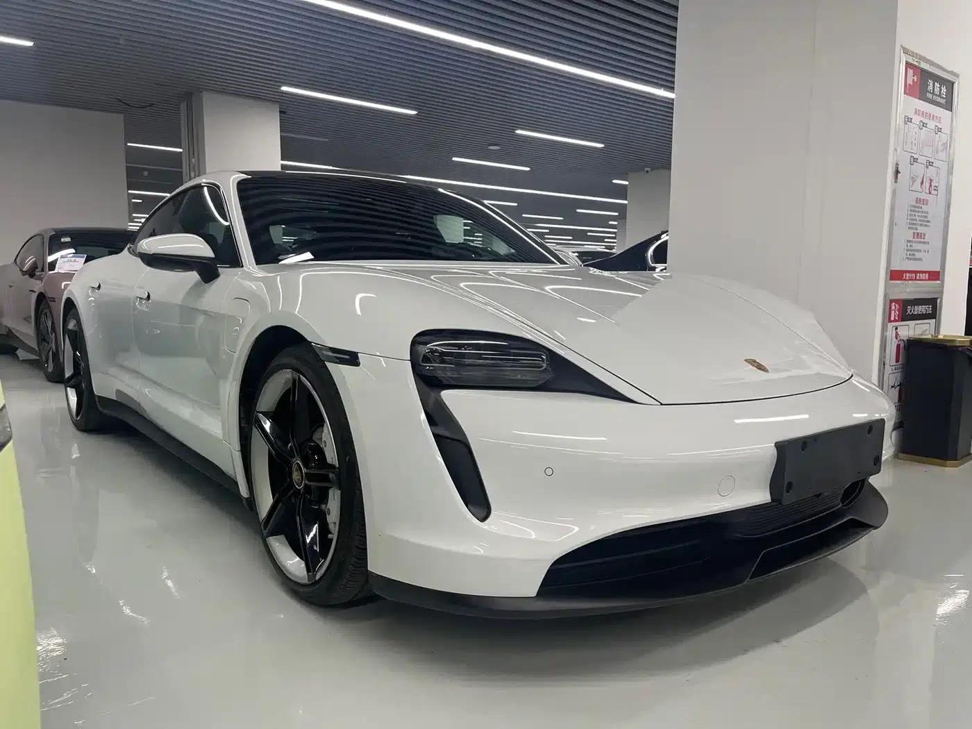 2022 Taycan 4S — миниатюра 2
