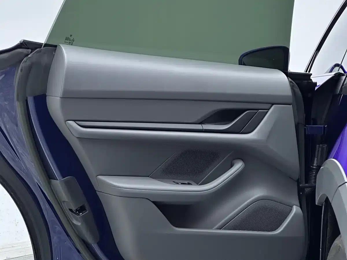 Taycan 2022 Taycan 4 Cross Turismo — миниатюра 24
