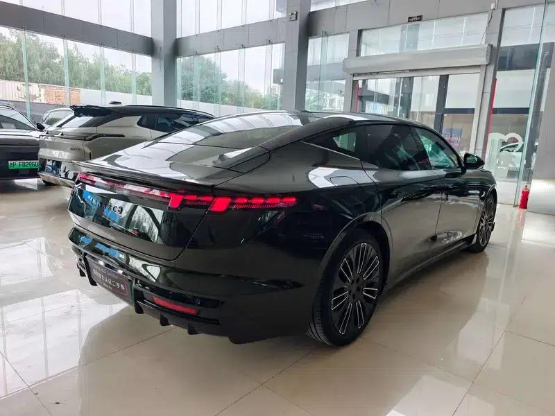 Lynk & Co 10 EM-P 2025 240 AWD Ultra Sport Edition — миниатюра 6