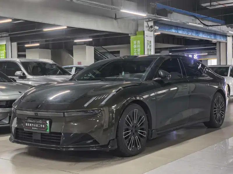 Lynk & Co 10 EM-P 2025 240 AWD Ultra Sport Edition — миниатюра 1