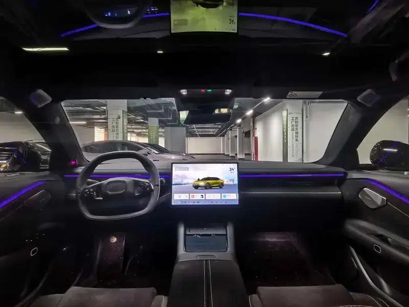 Lynk & Co 10 EM-P 2025 240 AWD Ultra Sport Edition — миниатюра 11