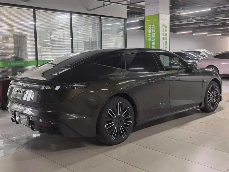 Lynk & Co 10 EM-P 2025 240 AWD Ultra Sport Edition — миниатюра 6