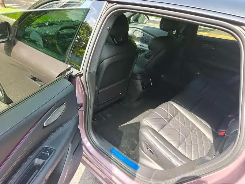 Lynk & Co 10 EM-P 2025 Model 240 AWD Ultra — миниатюра 23