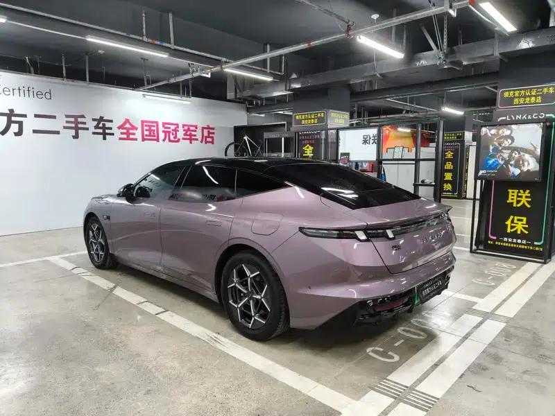 Lynk & Co 10 EM-P 2025 Model 120 AWD Ultra — миниатюра 5