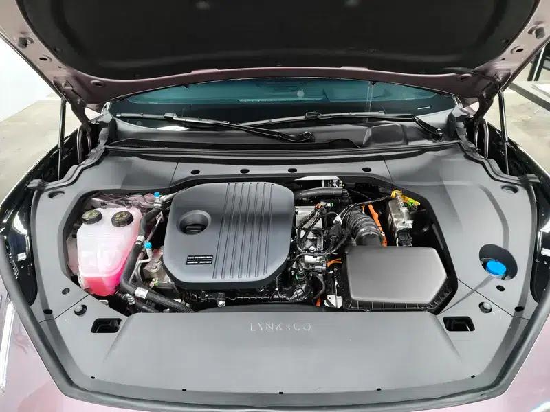 Lynk & Co 10 EM-P 2025 Model 120 AWD Ultra — миниатюра 9