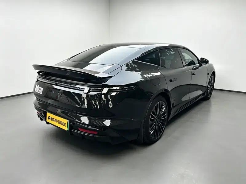 Lynk & Co 10 EM-P 2025 Model 240 AWD Ultra — миниатюра 4