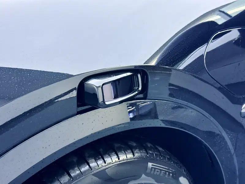2025 Eletre 600 Luxury Edition — миниатюра 14