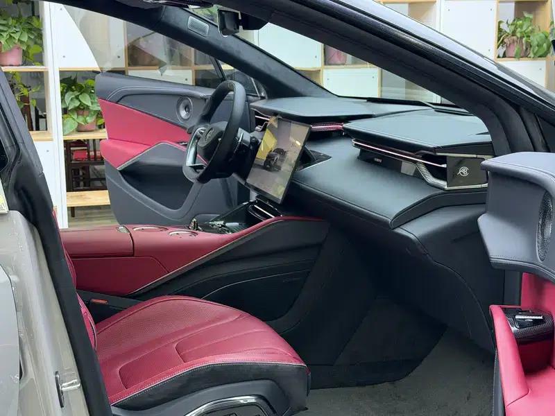 2023 Eletre R+ — миниатюра 13