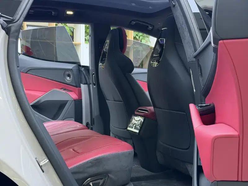 2023 Eletre R+ — миниатюра 15
